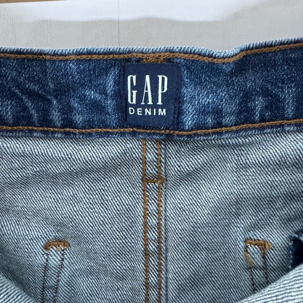 GAP Denim Skirt Button Fly Dark Wash Women's Size 27 Distressed Hem - Picture 5 of 13